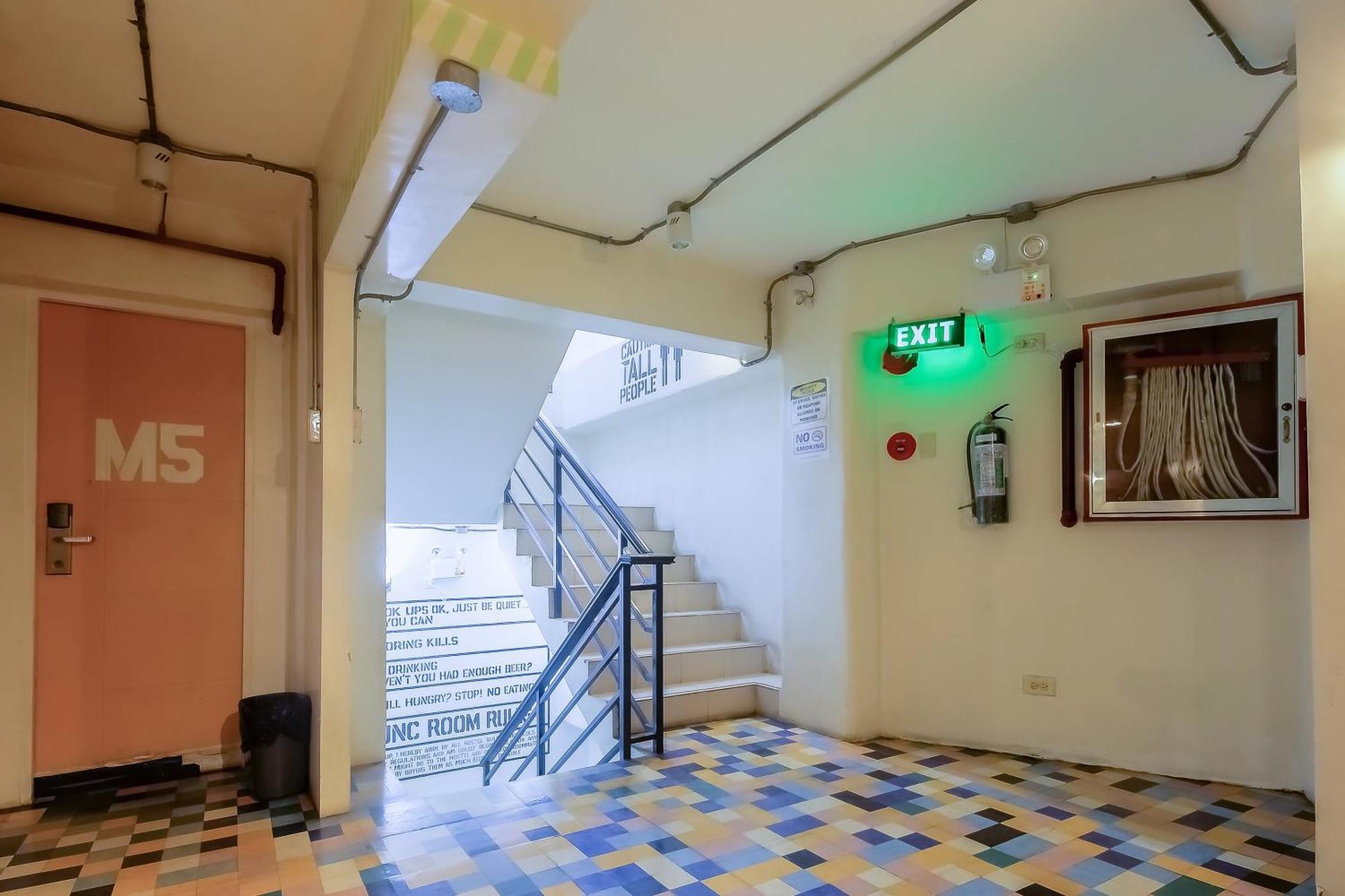 Spot On Junction Hostel ماكاتي المظهر الخارجي الصورة