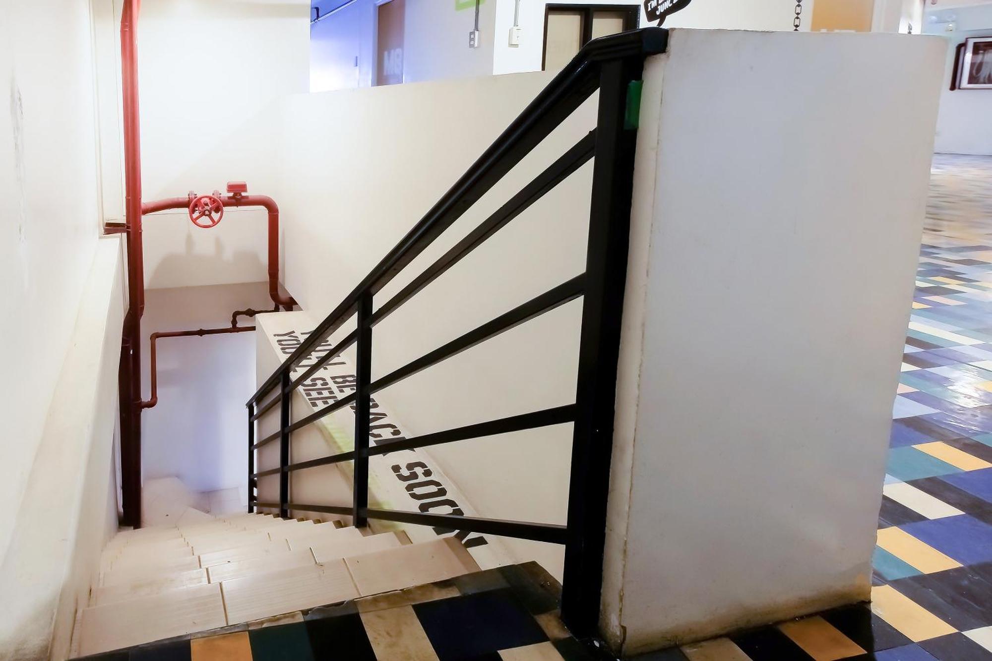 Spot On Junction Hostel ماكاتي المظهر الخارجي الصورة