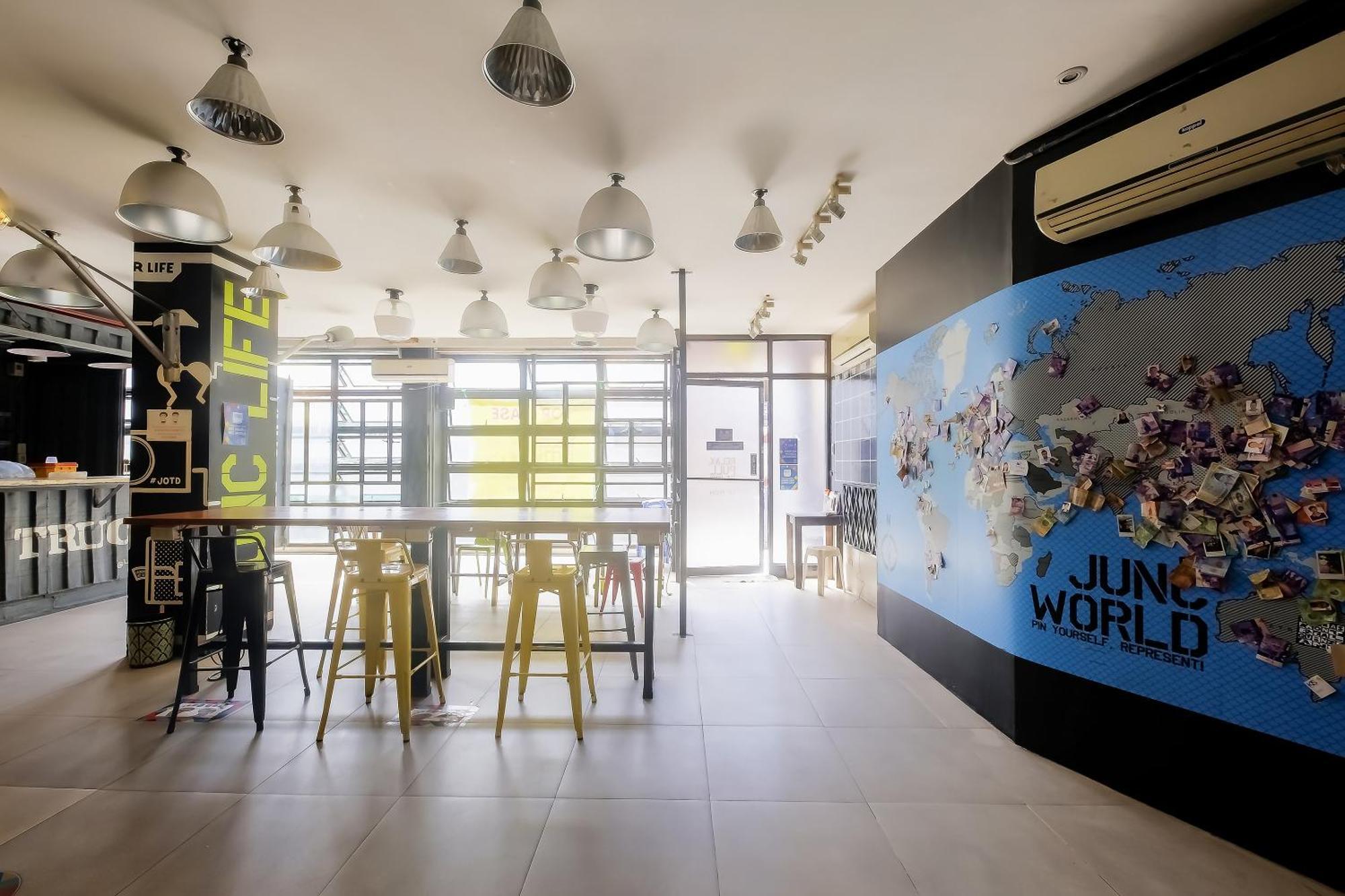 Spot On Junction Hostel ماكاتي المظهر الخارجي الصورة