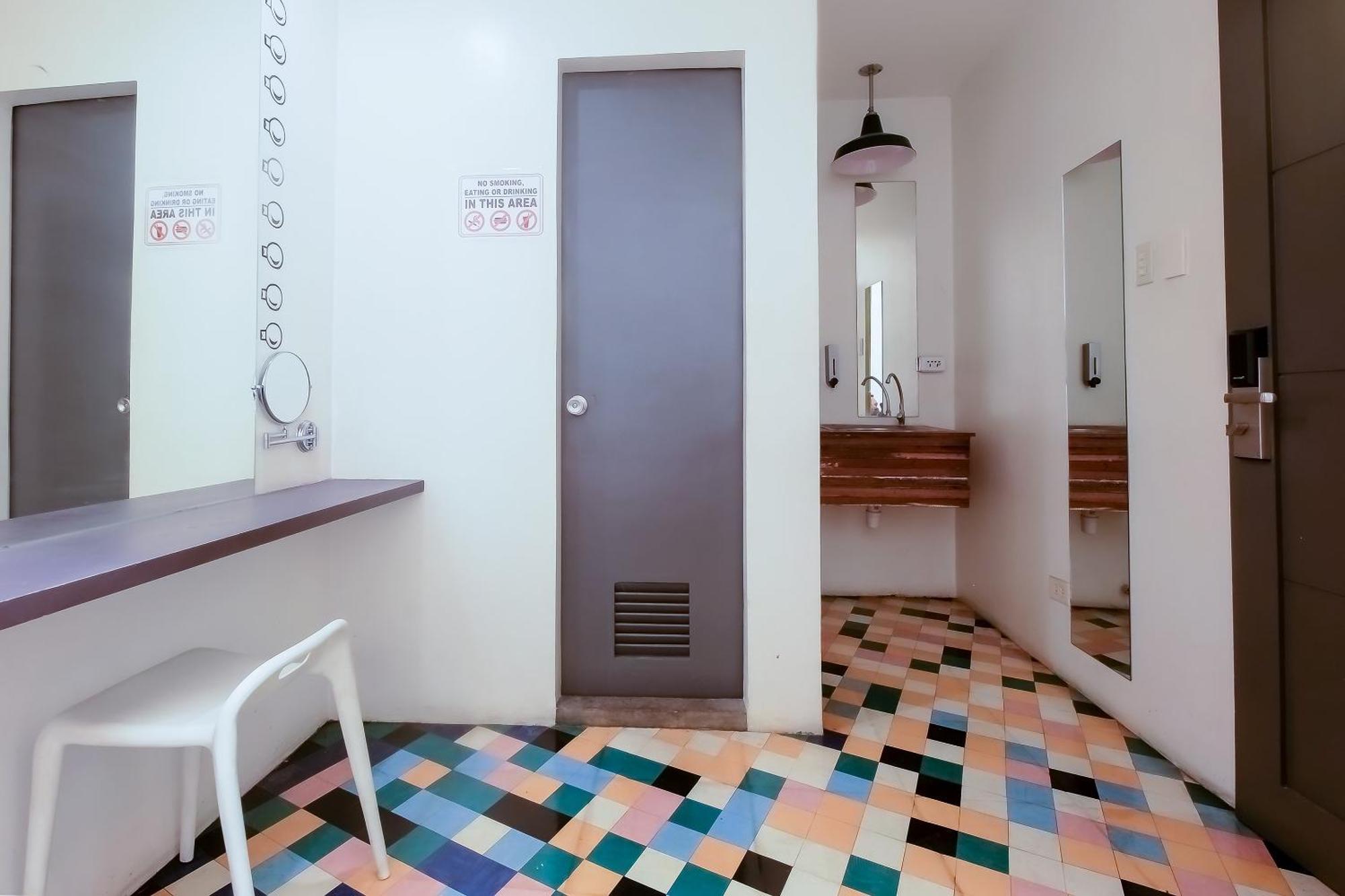 Spot On Junction Hostel ماكاتي المظهر الخارجي الصورة