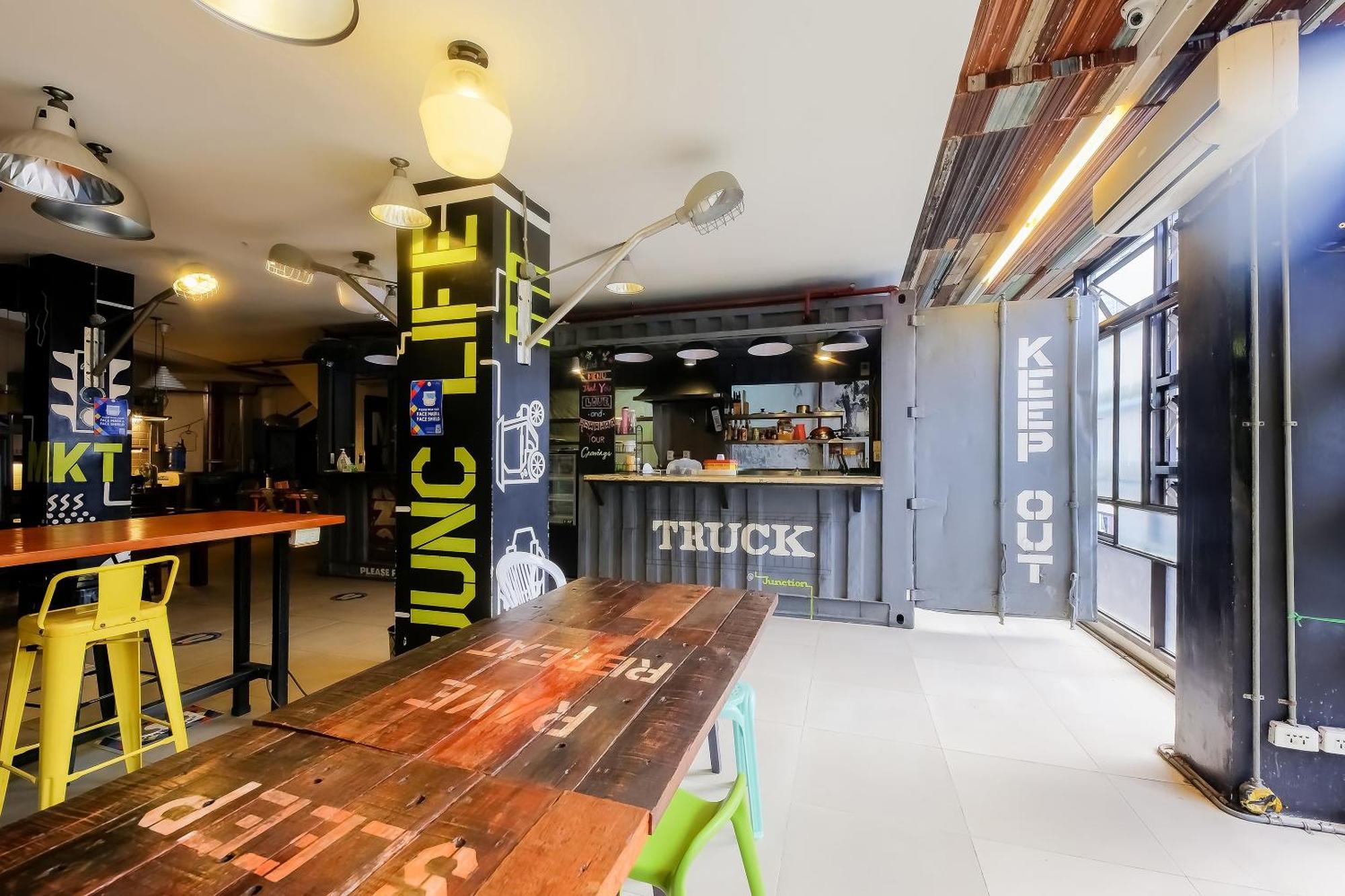 Spot On Junction Hostel ماكاتي المظهر الخارجي الصورة